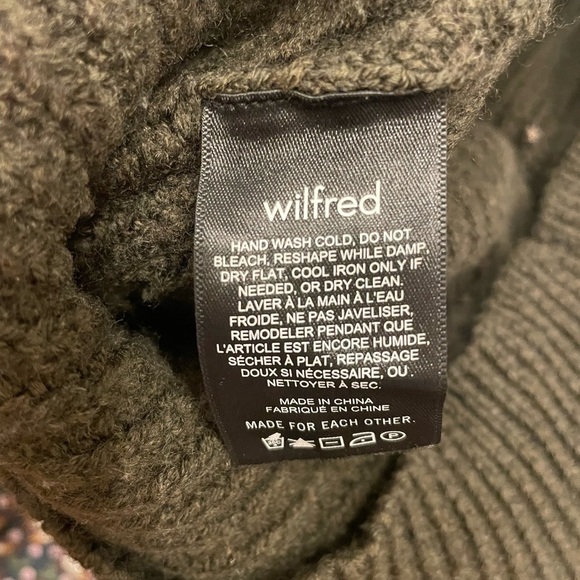 Aritzia Women's Olive Green Montpellier Sweater - Picture 3 of 4